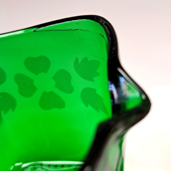 - Vintage "Anchor Hocking FOREST CHARM emerald  green glass cream & sugar set - Picture 8 of 9